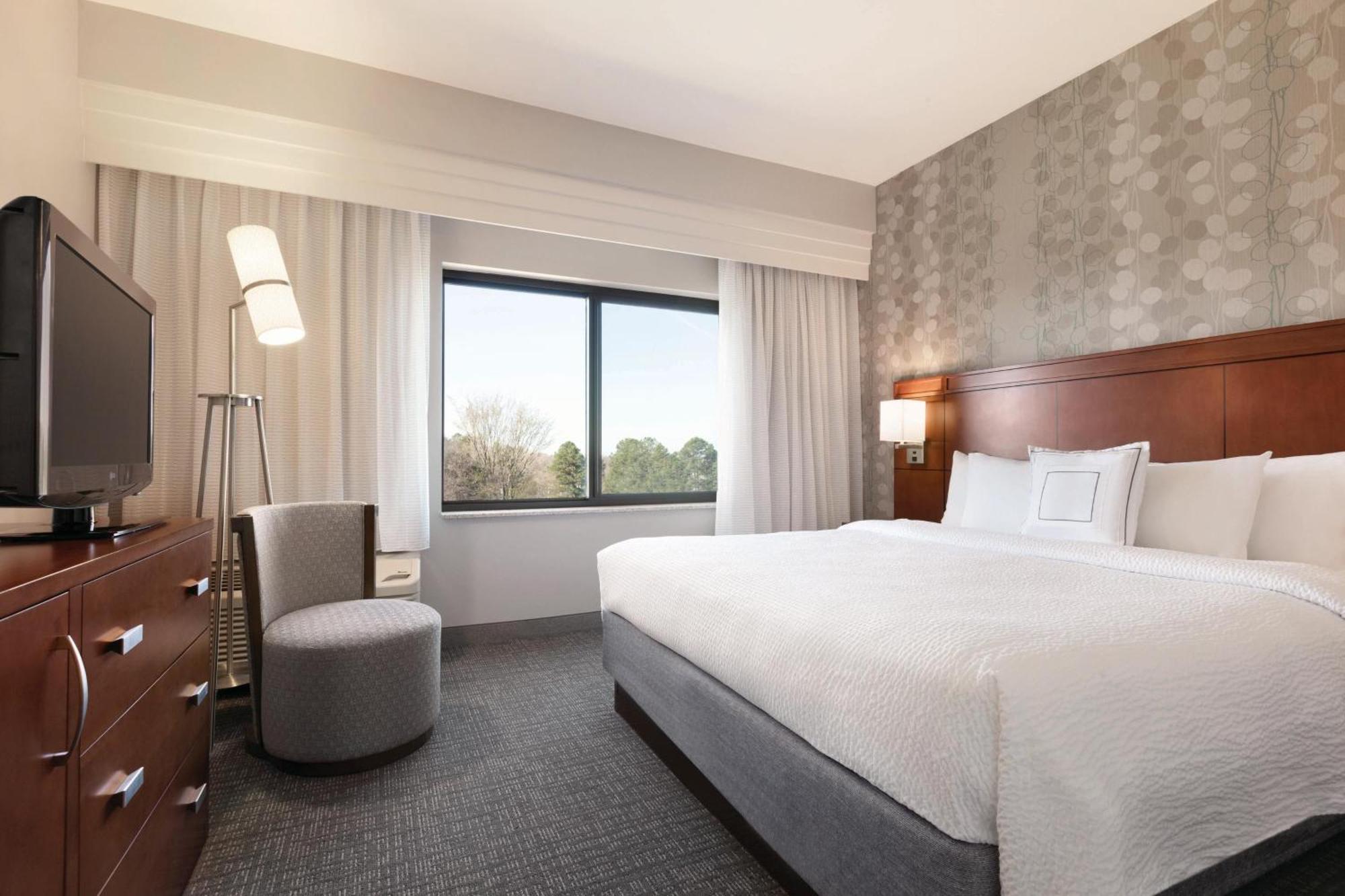 Courtyard Charlotte Airport North Hotell Eksteriør bilde