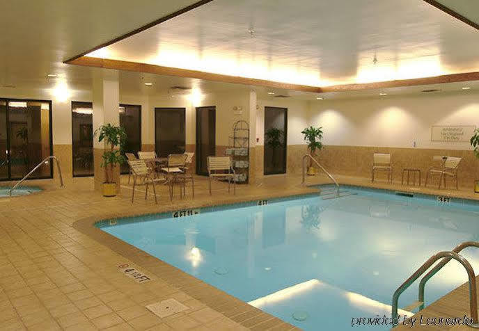 Courtyard Charlotte Airport North Hotell Eksteriør bilde
