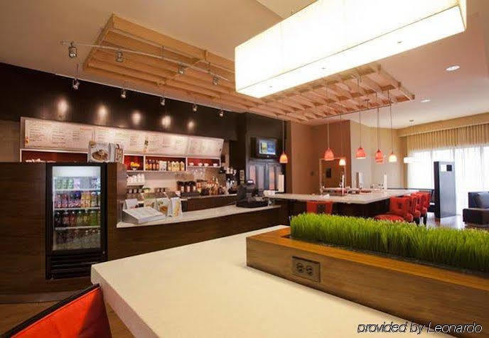 Courtyard Charlotte Airport North Hotell Eksteriør bilde