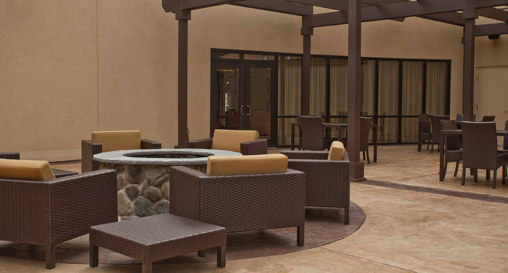 Courtyard Charlotte Airport North Hotell Eksteriør bilde